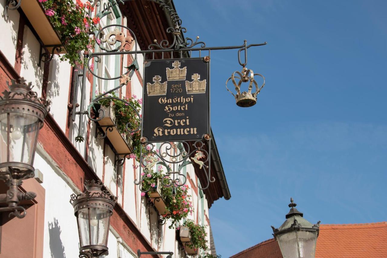Hotel Zu Den Drei Kronen ซิลิเงนชตัดท์ ภายนอก รูปภาพ